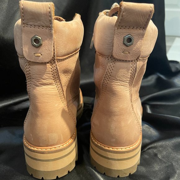 Timberland boot natural like beige size 9 like new - Picture 3 of 9